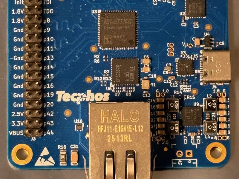Lattice CrossLink-NX 40 development board with MIPI input and 1G Ethernet